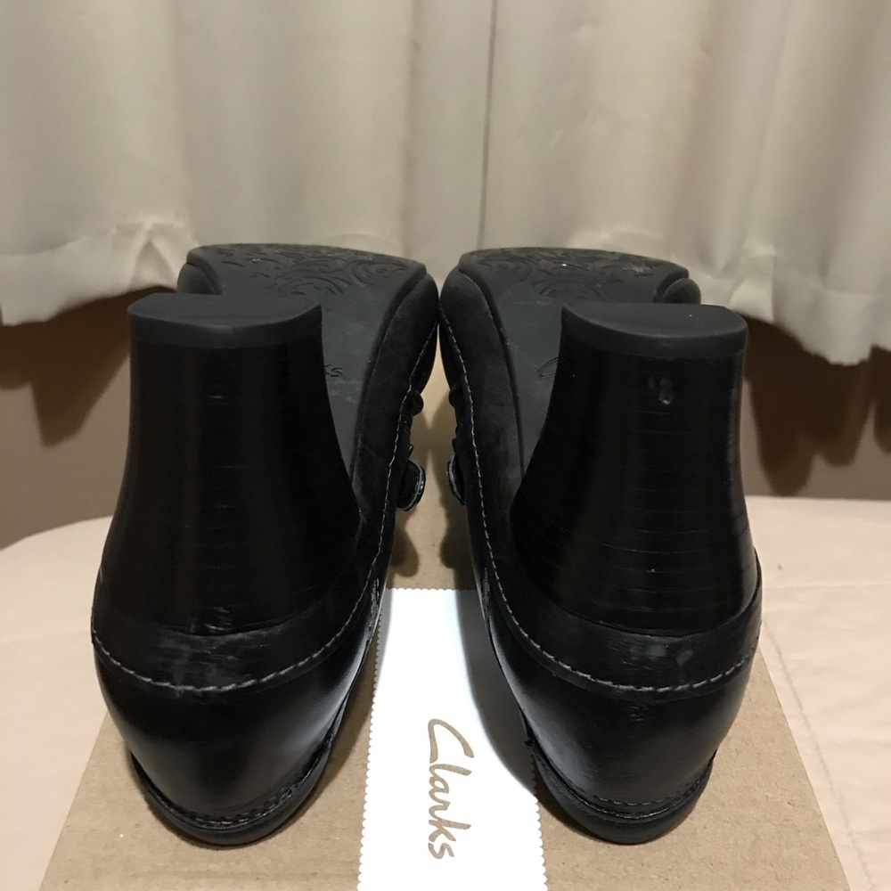 Clark Shoes - Picture 7 of 7